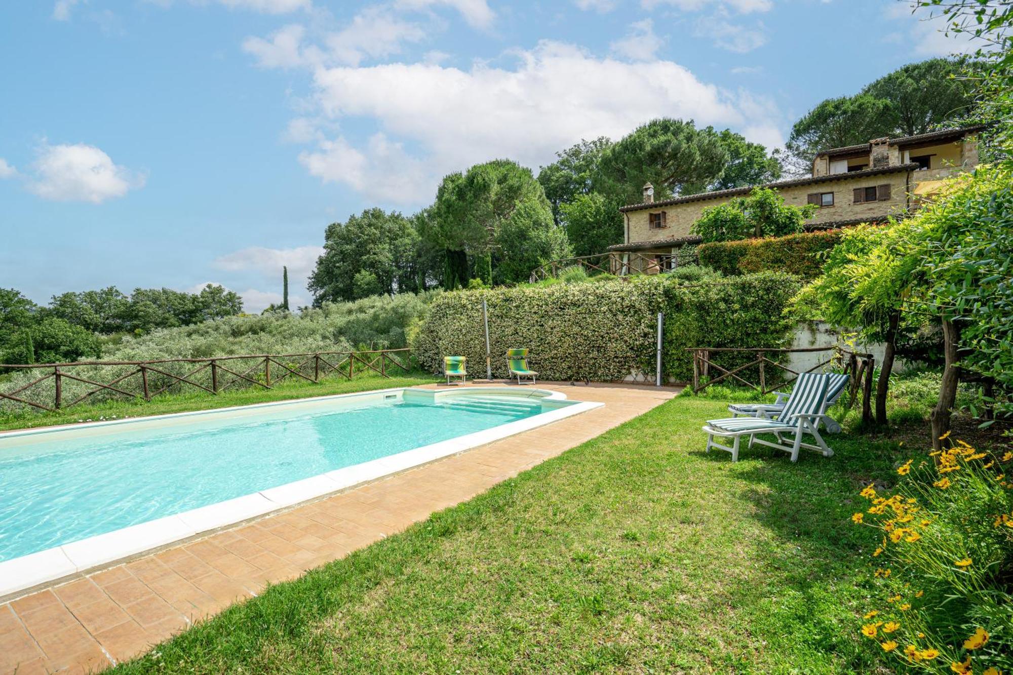 Agriturismo Bio Tra Cielo E Terra Frontignano Ngoại thất bức ảnh